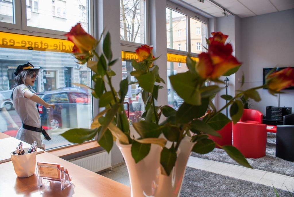 Hostel Die Etage East Berlin Exterior photo